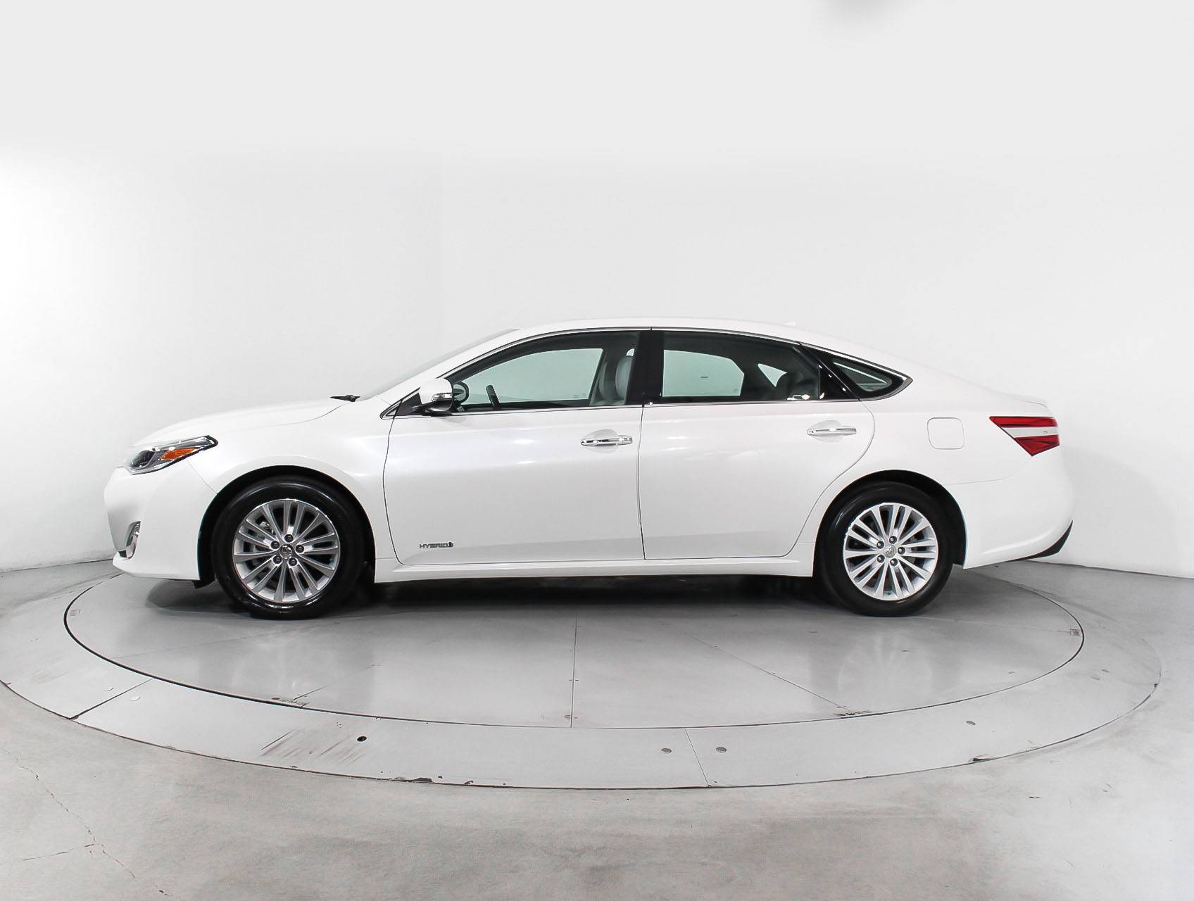 Used 2014 TOYOTA AVALON HYBRID Limited for sale in MIAMI | 91116