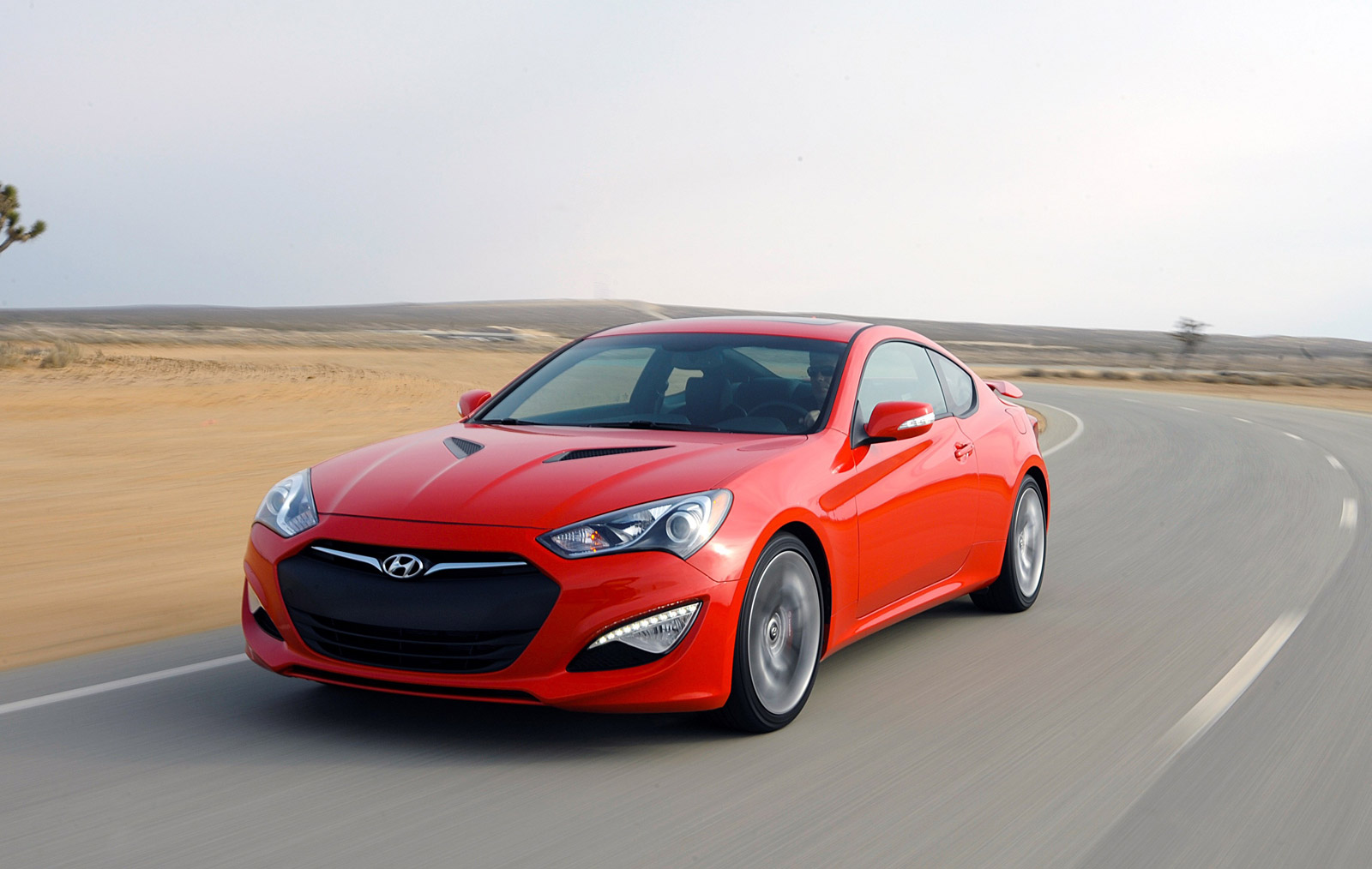 2015 Hyundai Genesis Coupe Drops Four-Cylinder, Gets $27,645 Starting Price