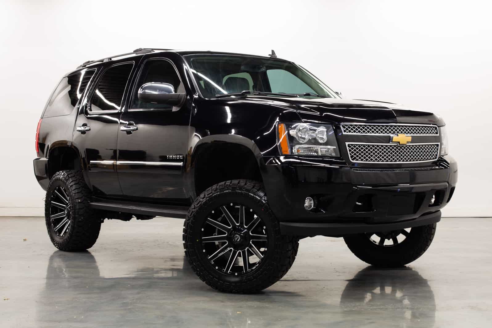 LIFTED 2012 CHEVROLET TAHOE | Ultimate Rides
