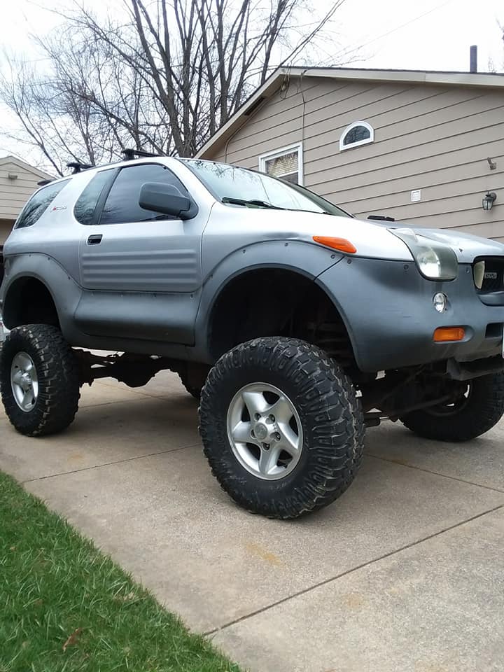 This Lifted 1999 Isuzu Vehicross Has What the Original Always Needed—A V-8