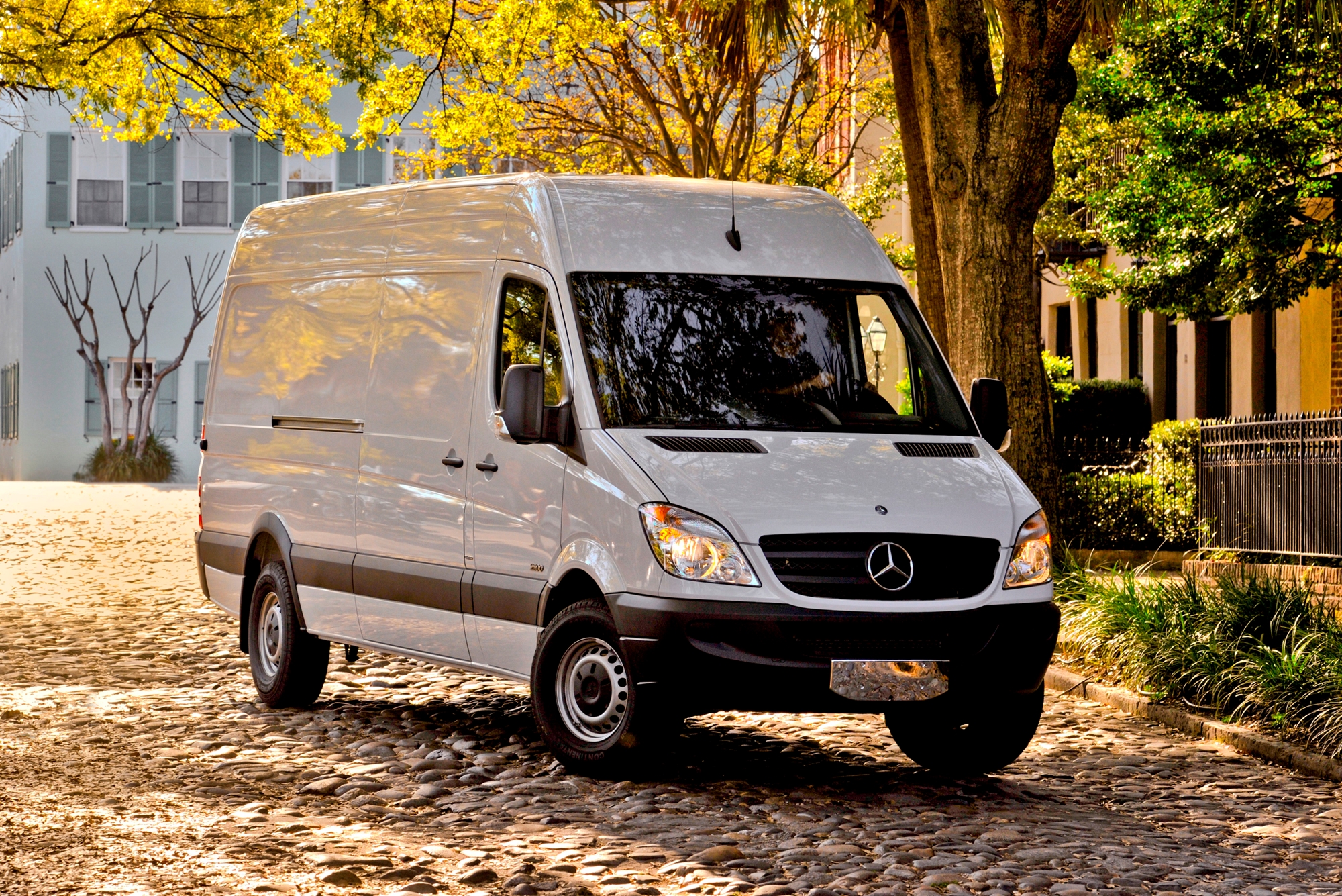 2013 Mercedes-Benz Sprinter Cargo Van 2500 Full Specs, Features and Price |  CarBuzz