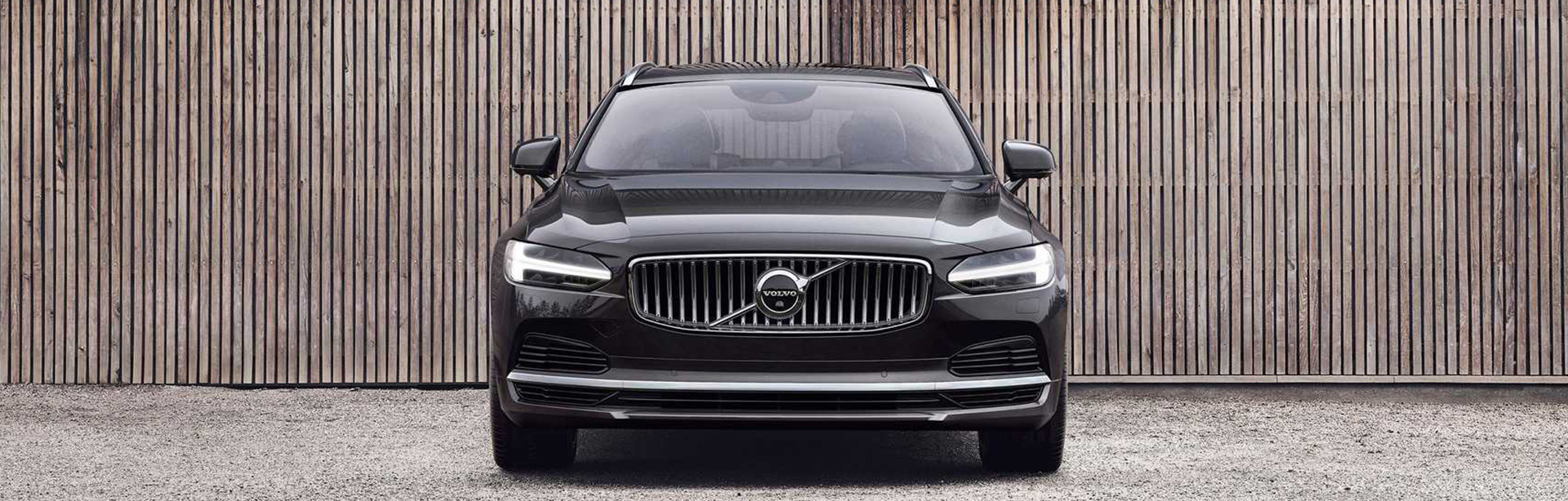 See the 2021 Volvo S90 in West Palm Beach, FL | Features Review