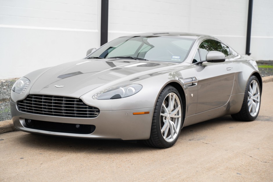 2010 Aston Martin V8 Vantage for sale on BaT Auctions - sold for $41,000 on  December 17, 2019 (Lot #26,214) | Bring a Trailer