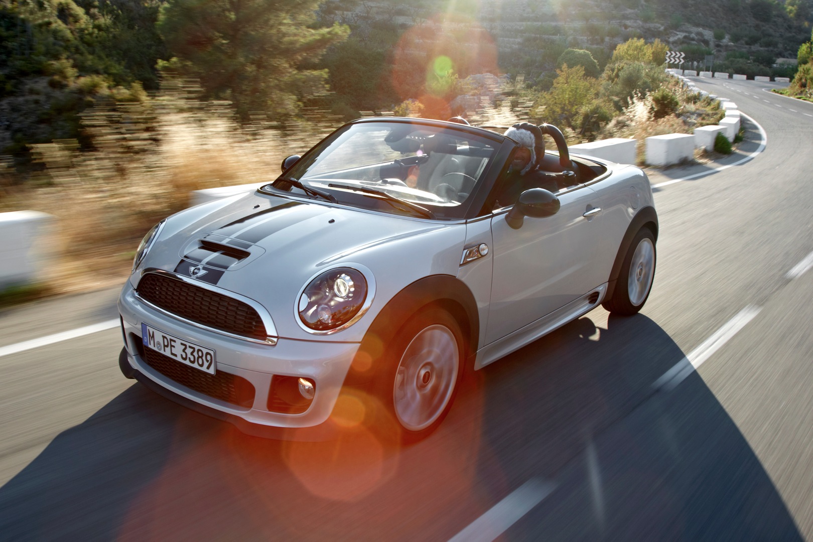 The MINI Roadster Range Review by The College Driver - autoevolution