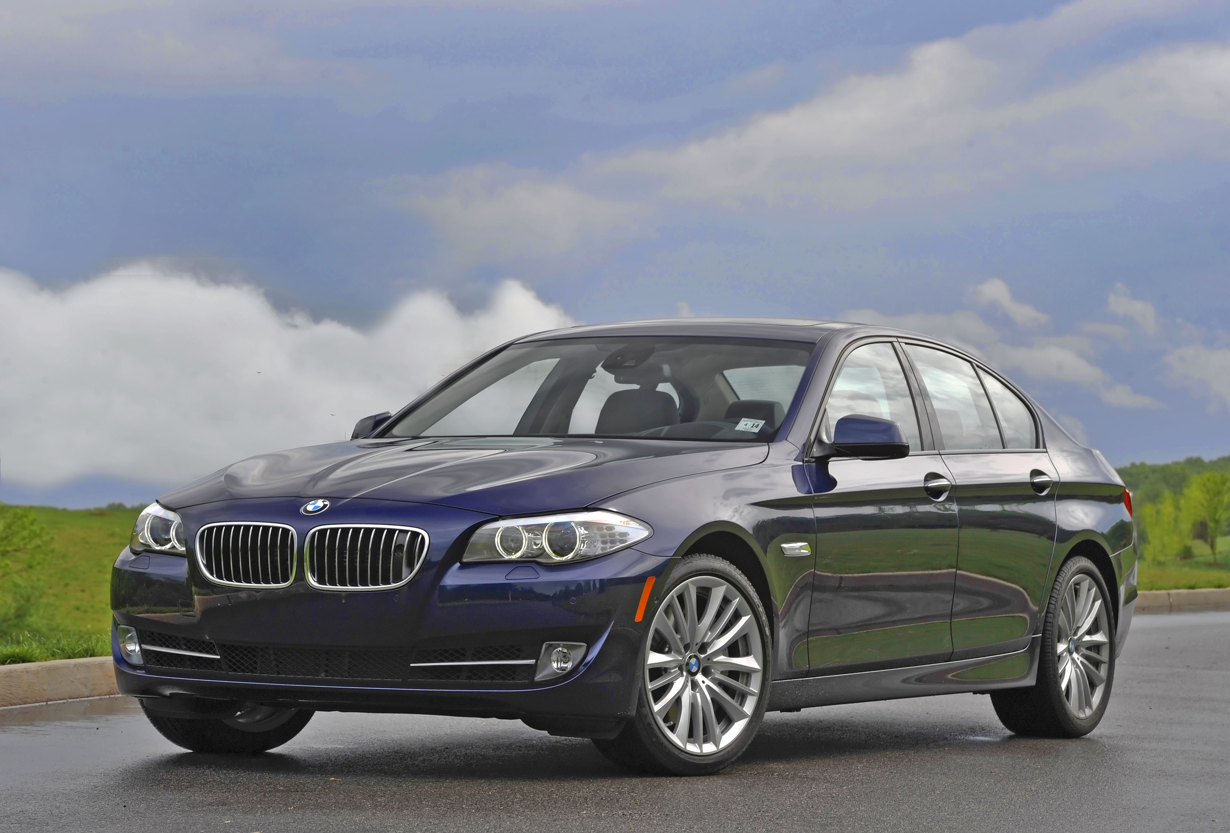 2013 BMW 5-Series Review, Ratings, Specs, Prices, and Photos - The Car  Connection