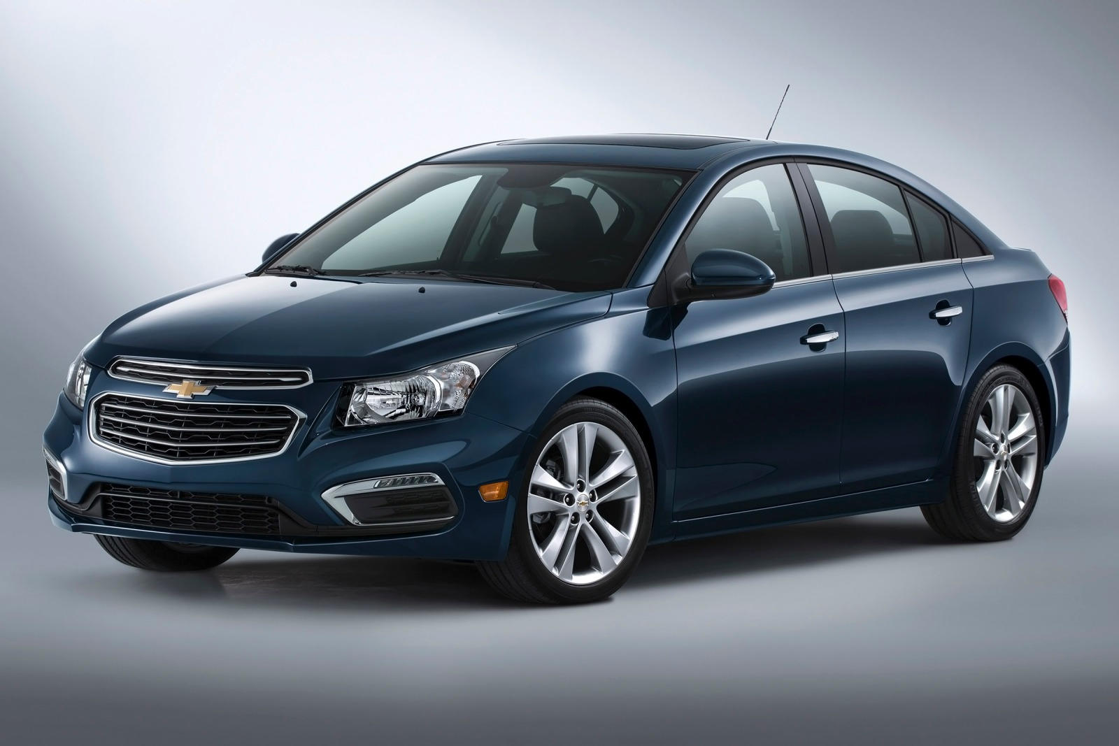 2016 Chevrolet Cruze Limited: Review, Trims, Specs, Price, New Interior  Features, Exterior Design, and Specifications | CarBuzz