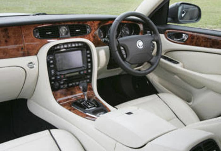 Jaguar XJ 2008 Review | CarsGuide