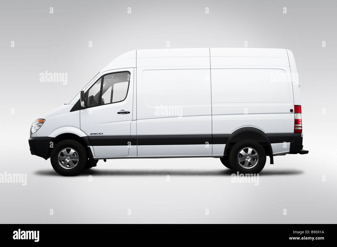 2009 Dodge Sprinter 2500 Cargo High Roof in White - Drivers Side Profile  Stock Photo - Alamy