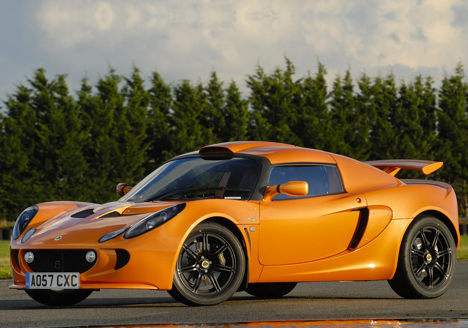 2011 Lotus Exige: Review, Trims, Specs, Price, New Interior Features,  Exterior Design, and Specifications | CarBuzz