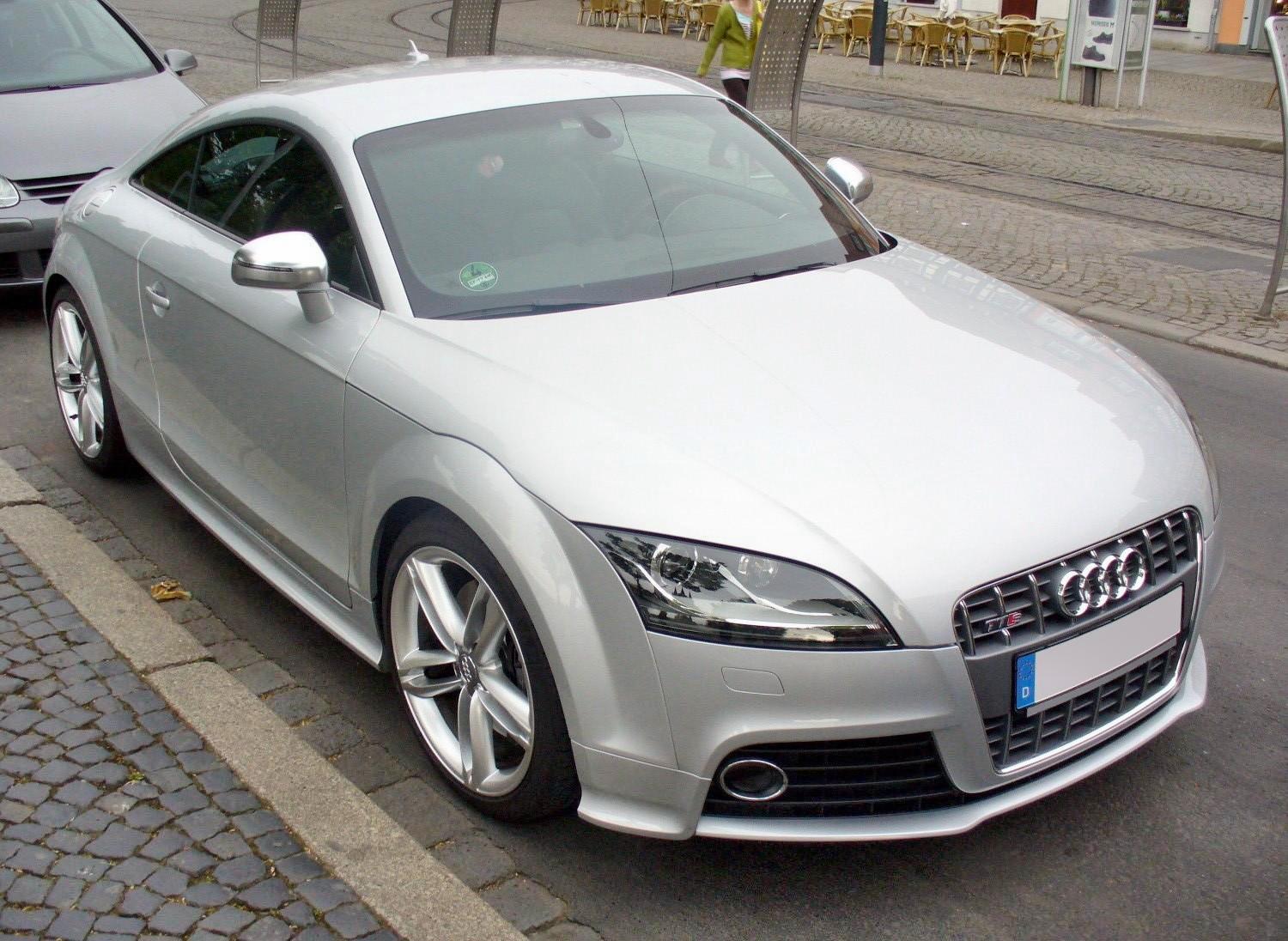 File:Audi TTS Coupé Eissilber.JPG - Wikimedia Commons