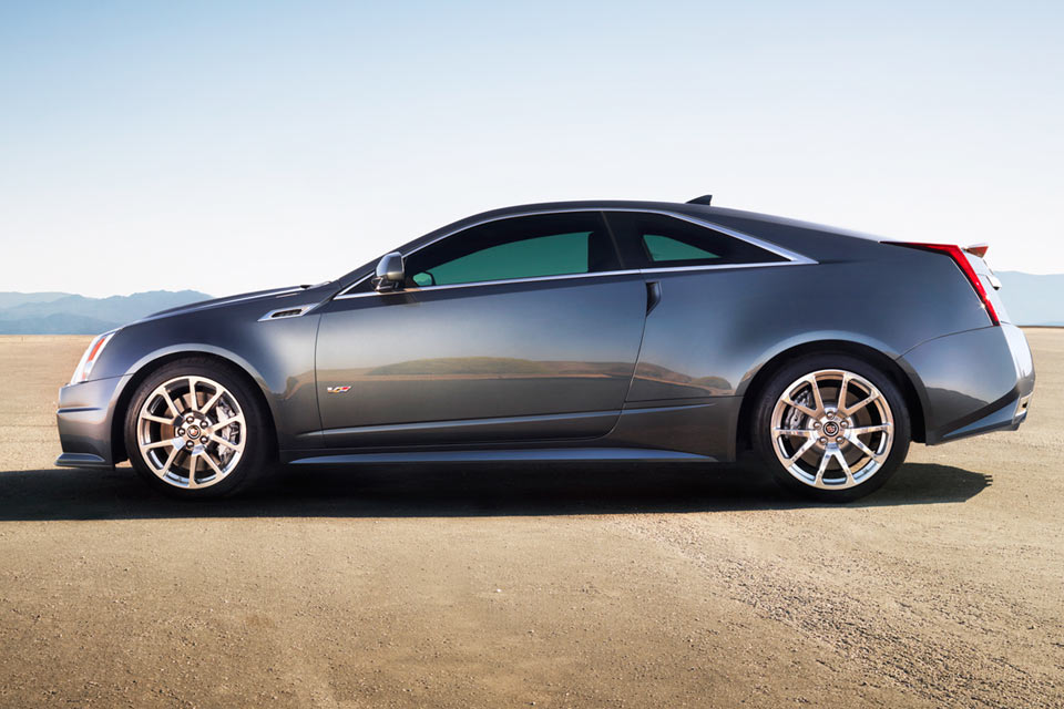 2013 Cadillac CTS-V Coupe Review | VroomGirls