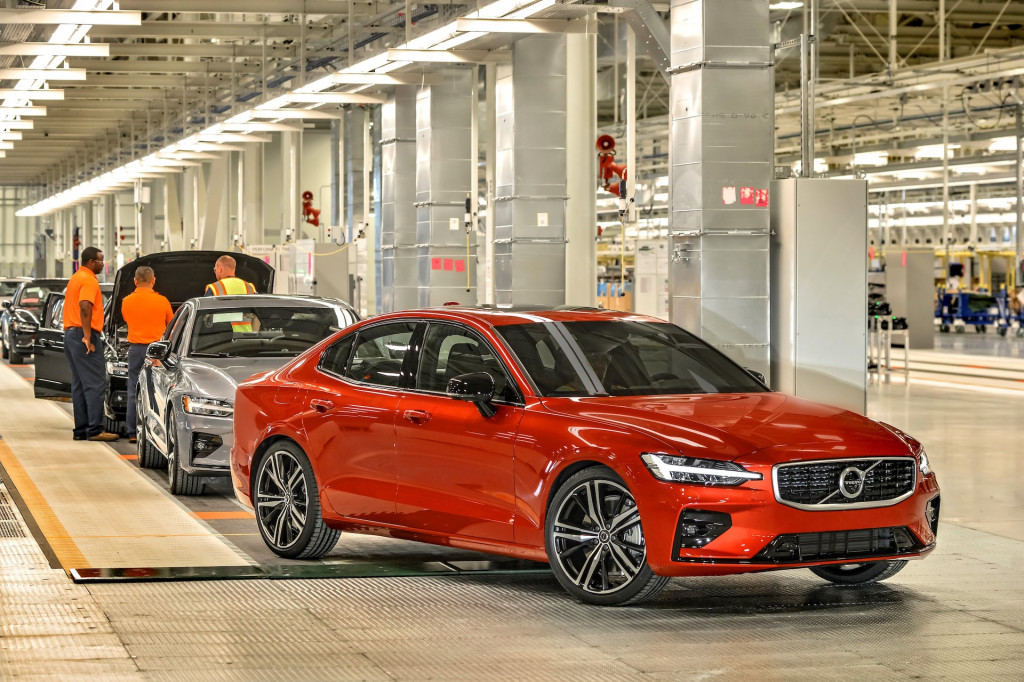 I work the line: What it's like to assemble a 2019 Volvo S60