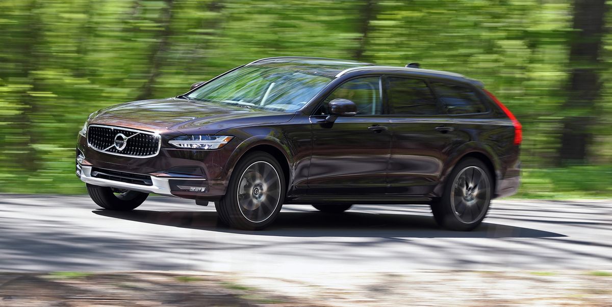 2018 Volvo V90 / V90 Cross Country Review, Pricing, and Specs