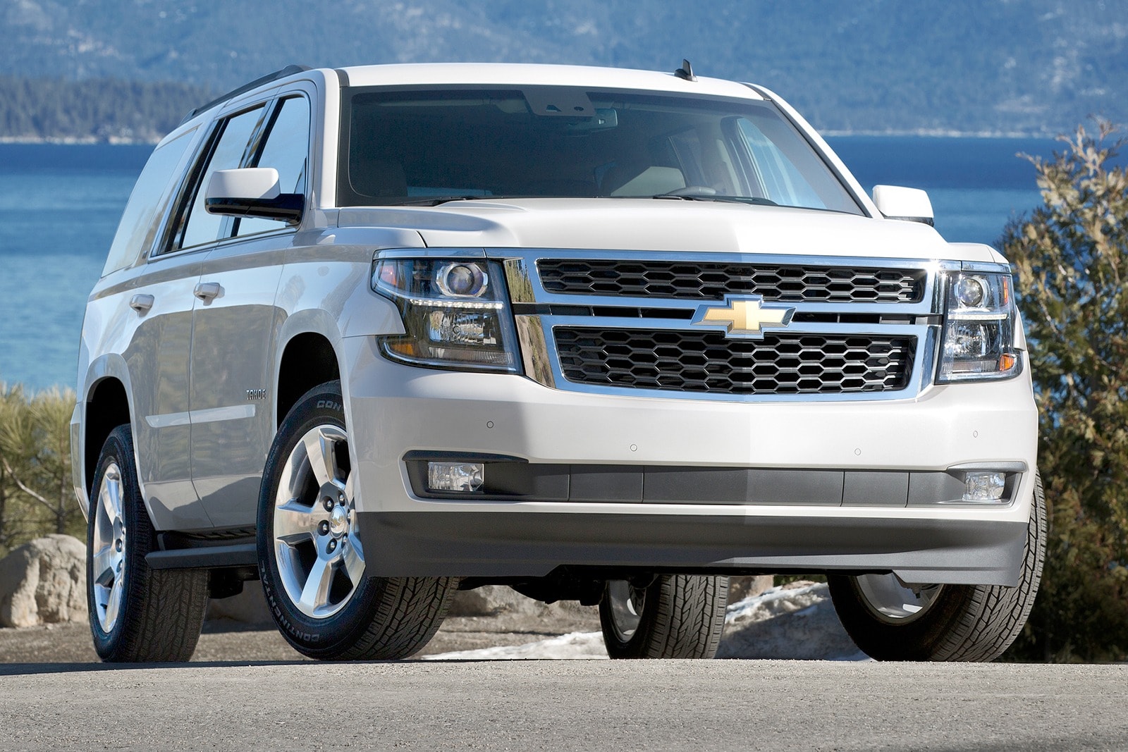 2016 Chevy Tahoe Review & Ratings | Edmunds
