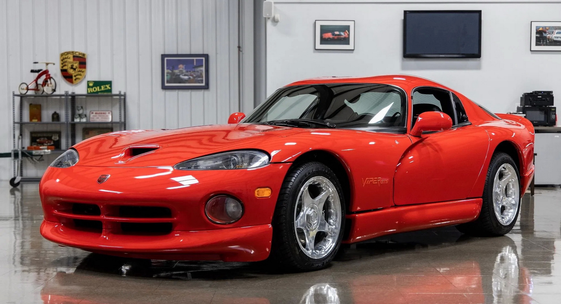Want A Brand New 1997 Dodge Viper GTS With Delivery Mileage? It's Your  Lucky Day! | Carscoops