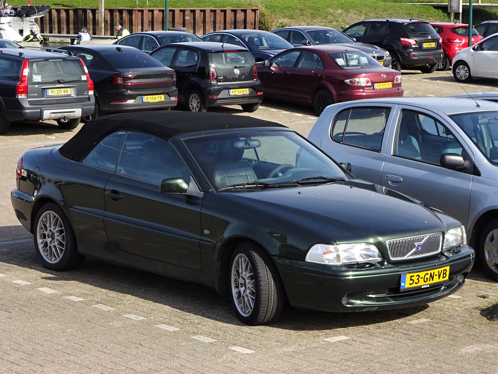 2000 Volvo C70 Cabriolet | The first generation of the Volvo… | Flickr
