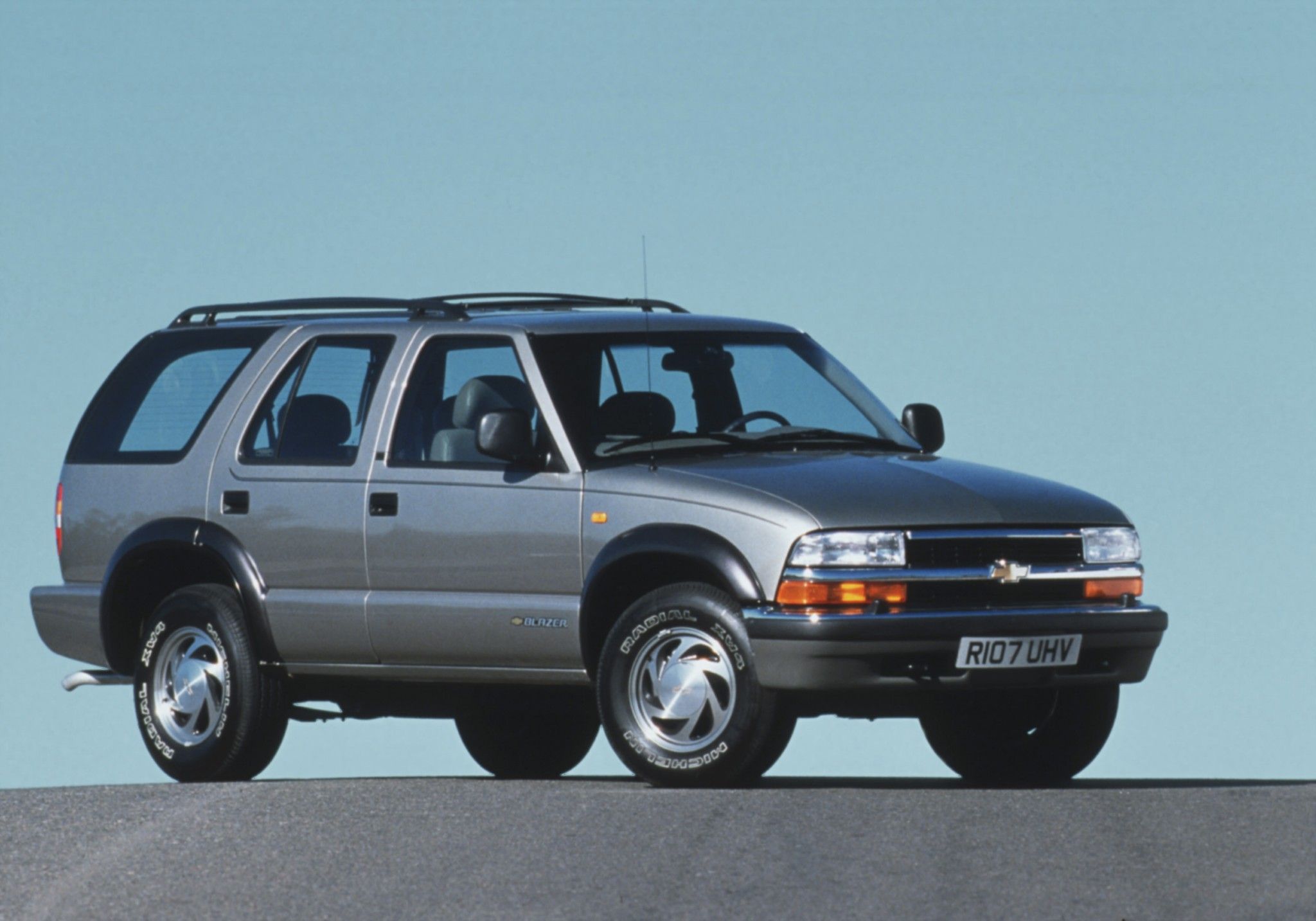 Chevrolet Blazer EU-spec '1997–2000 | Chevrolet blazer, Blazer, Reparación  de carrocería