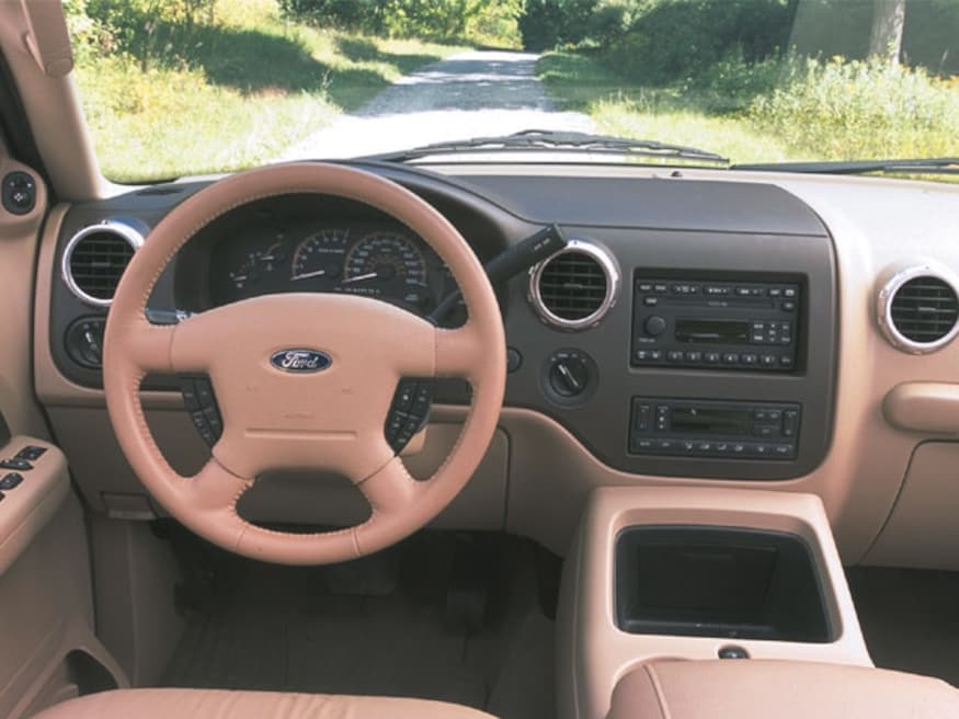 2003 Ford Expedition Review - First Look