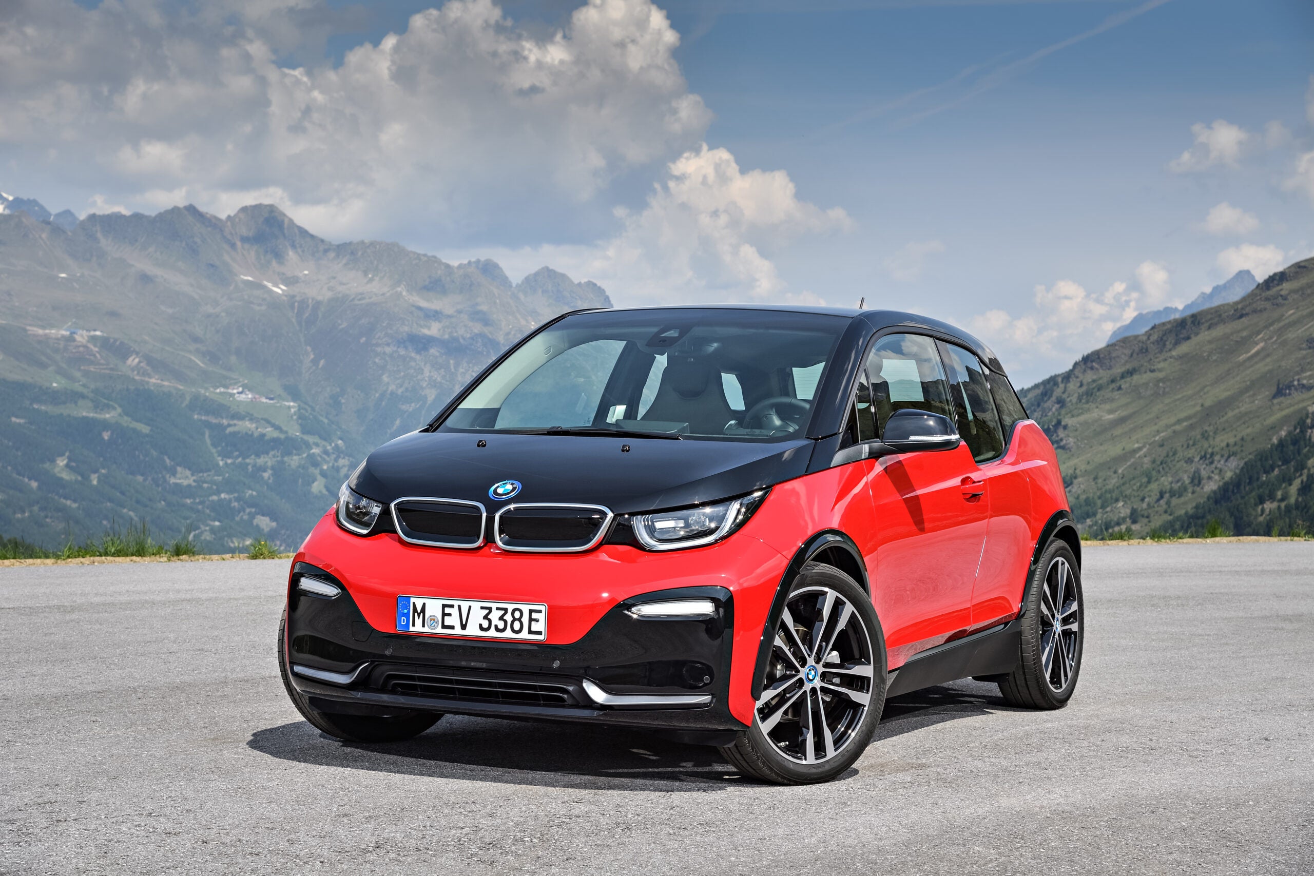 The 2018 BMW i3 offers a fresh take on daily driving