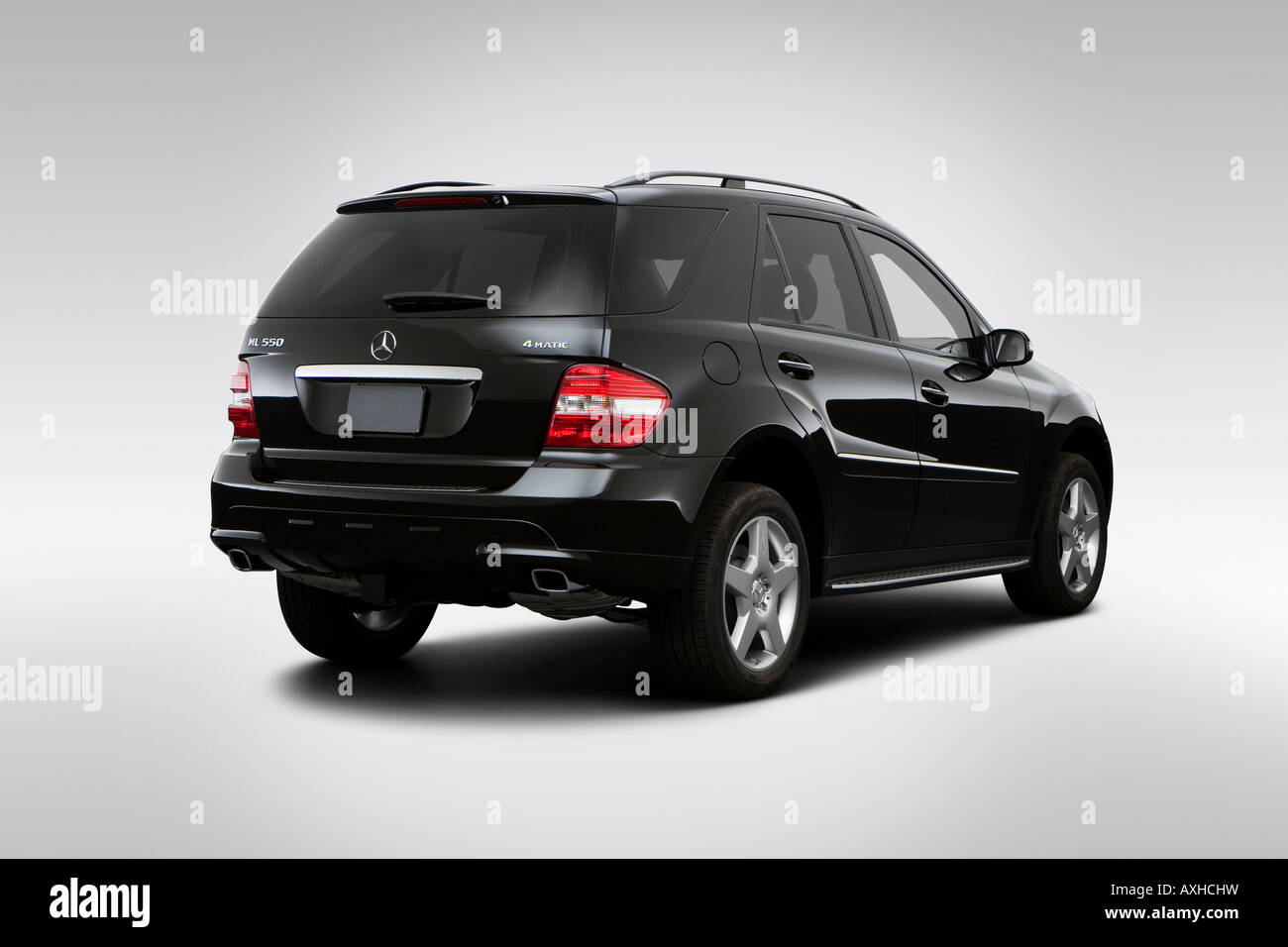 2008 Mercedes-Benz M-Class ML550 AMG in Black - Rear angle view Stock Photo  - Alamy
