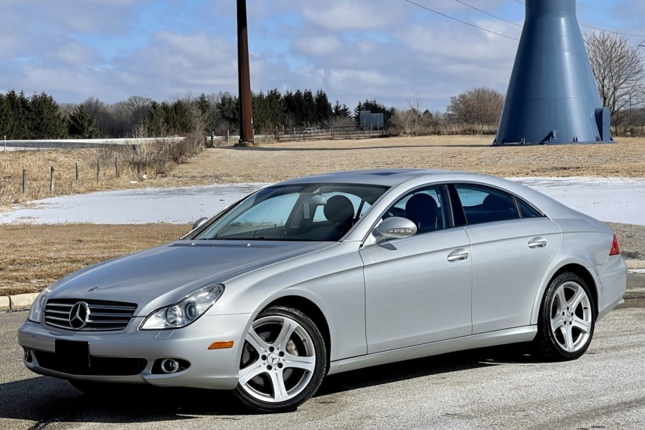 No Reserve: 39k-Mile 2006 Mercedes-Benz CLS500 for sale on BaT Auctions -  sold for $14,750 on March 14, 2022 (Lot #67,930) | Bring a Trailer