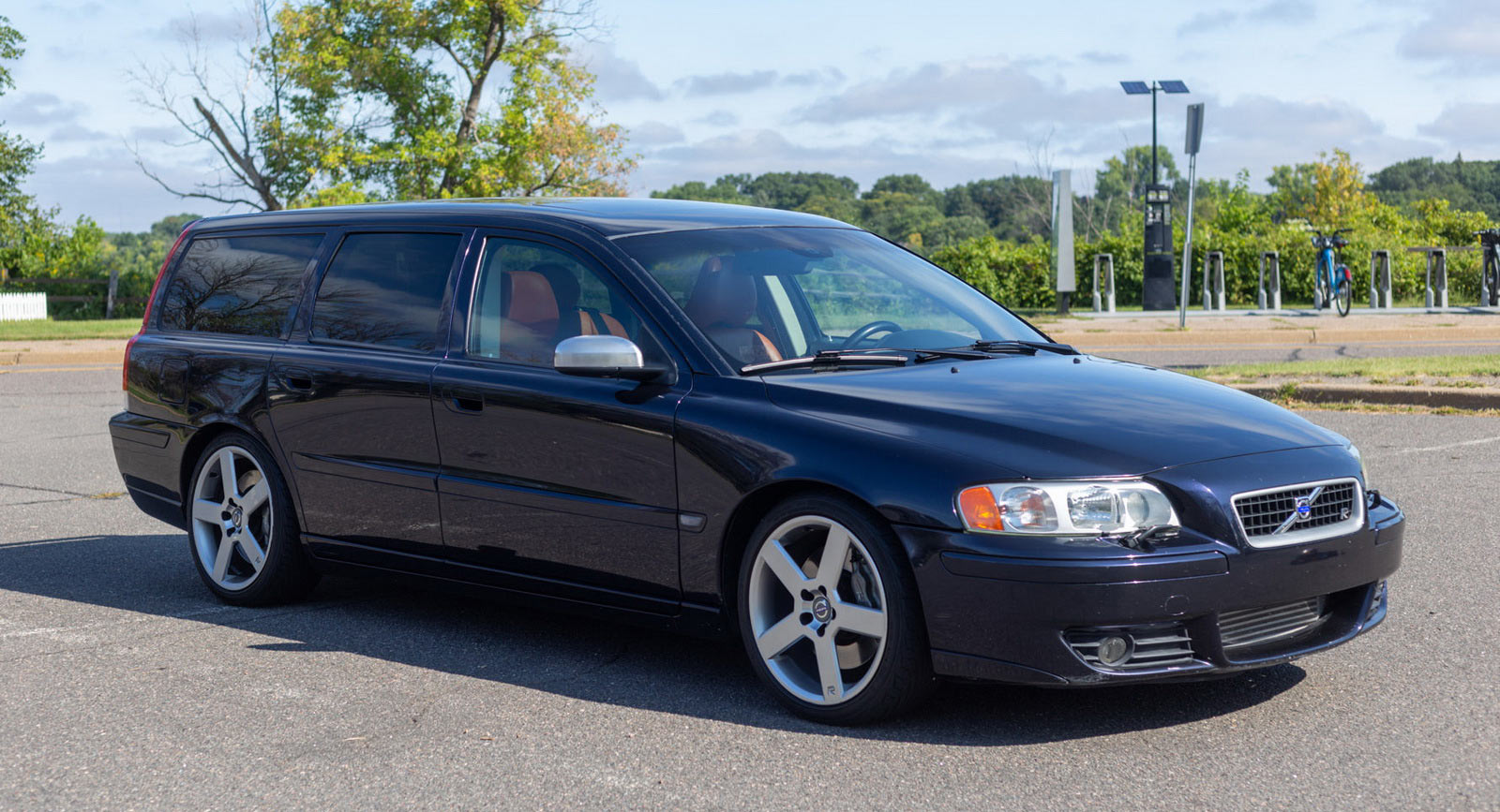 This Volvo V70 R Is A Fast, No-Nonsense Wagon – And It Might Have More Than  300 HP | Carscoops