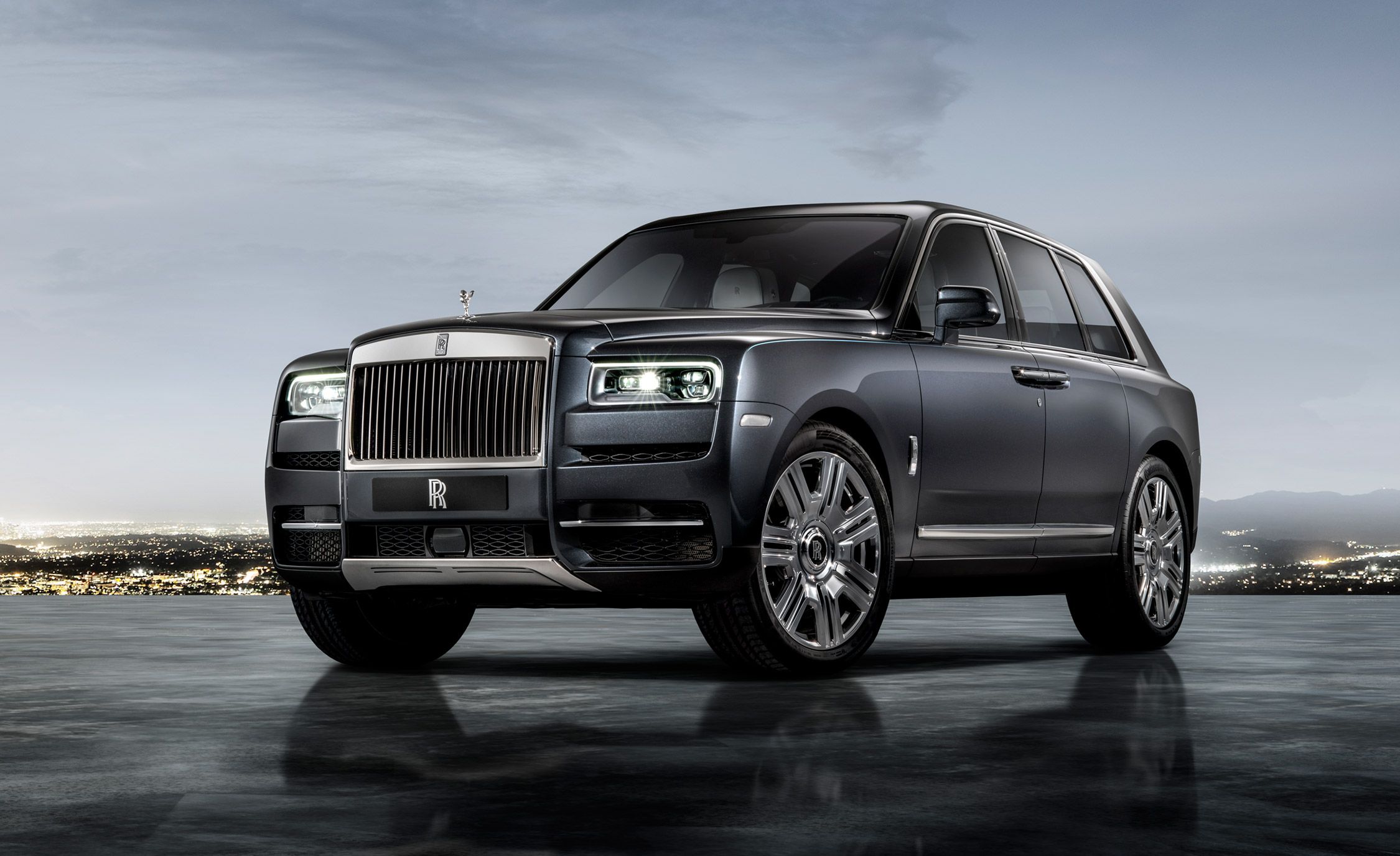 2019 Rolls-Royce Cullinan: The Ultralux SUV to Rule Them All | 25 Cars  Worth Waiting For | Car and Driver