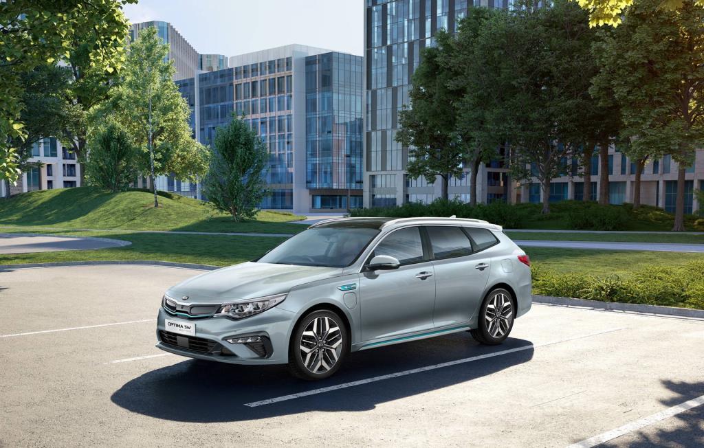 Kia Kicks Off 2019 With Prices And Specifications For The Updated Optima  Sportswagon PlugIn Hybrid -