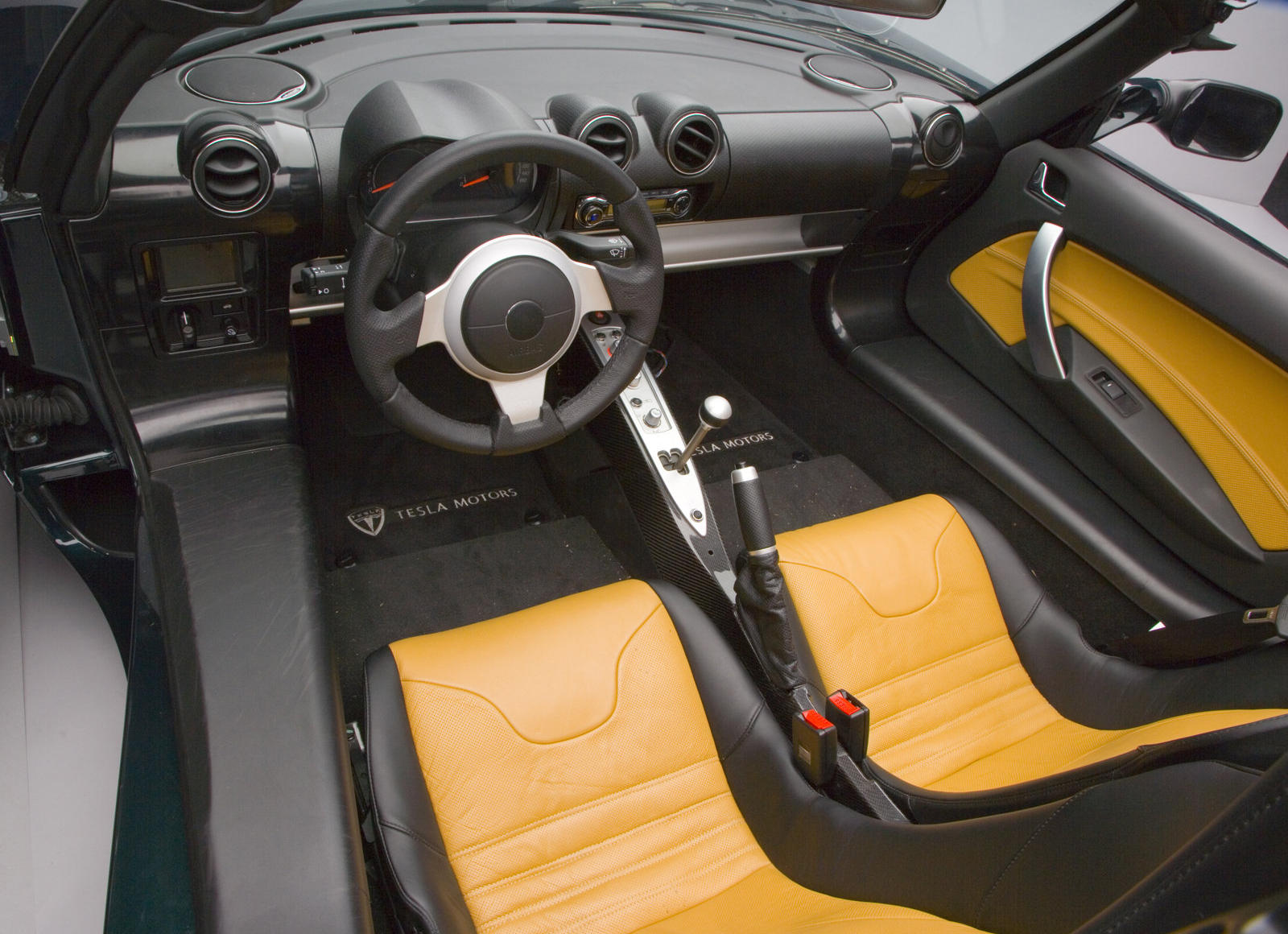 2008 Tesla Roadster Interior Photos | CarBuzz