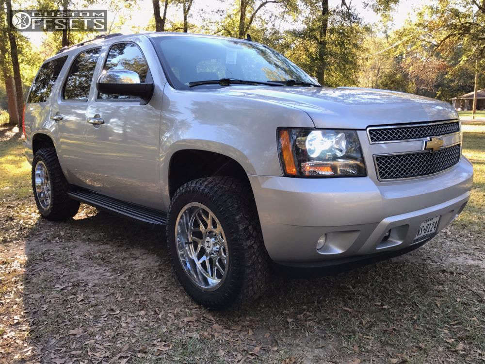 2014 Chevrolet Tahoe with 20x10 -19 Hostile Sprocket and 33/12.5R20 Atturo  Trail Blade XT and Leveling Kit | Custom Offsets