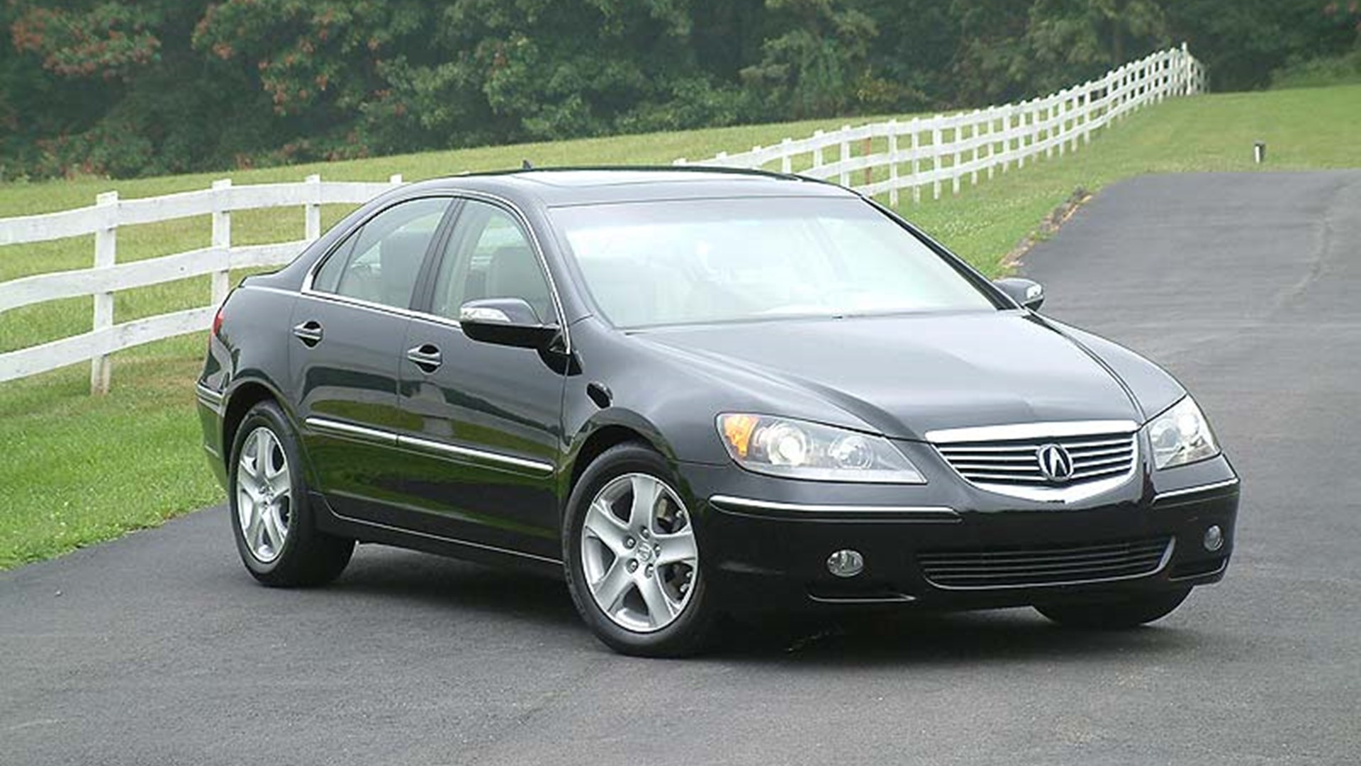 2005 - 2015 Acura RL Used Vehicle Review | AutoTrader.ca