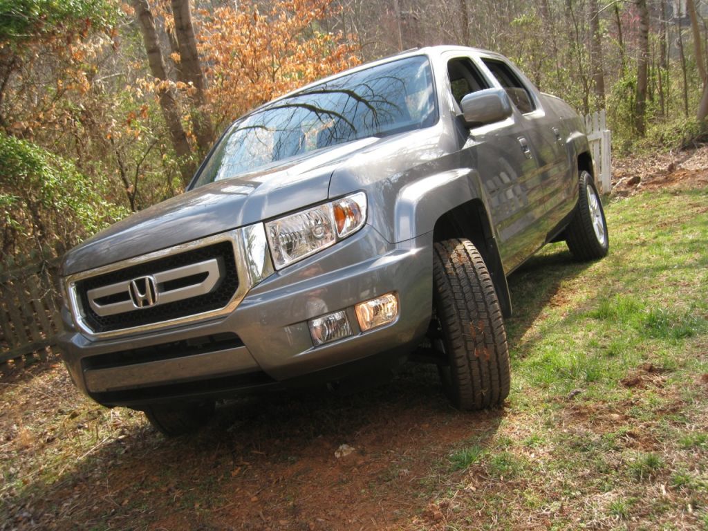 2009 Honda Ridgeline Review, Ratings, Specs, Prices, and Photos - The Car  Connection
