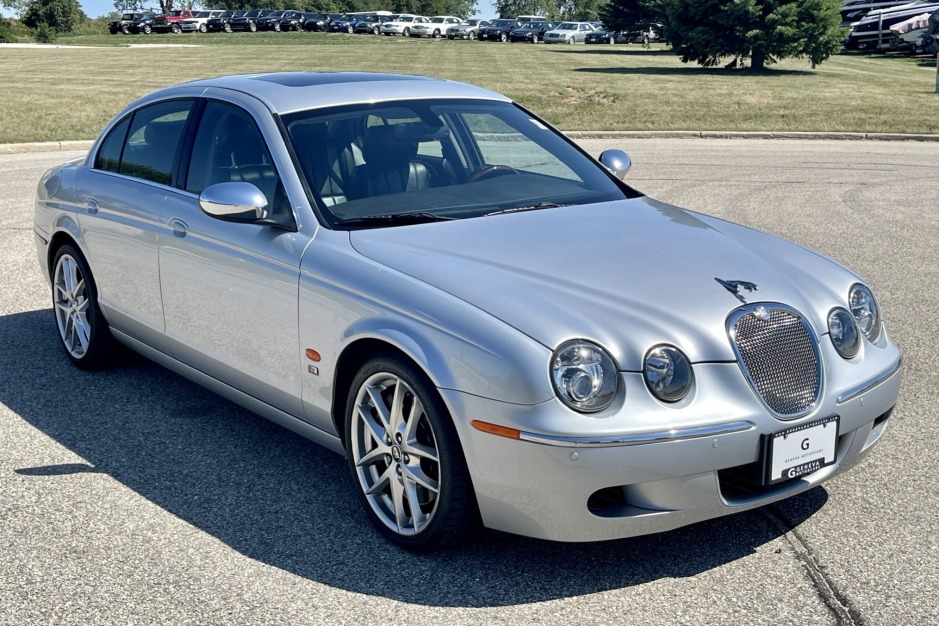 No Reserve: 35k-Mile 2007 Jaguar S-Type R for sale on BaT Auctions - sold  for $16,500 on August 16, 2022 (Lot #81,652) | Bring a Trailer