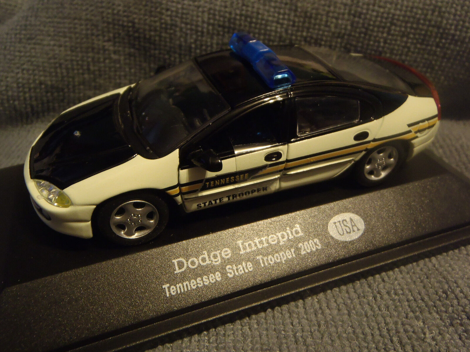 Police Car USA Tennessee 2003 Dodge Intrepid State Trooper 1-43 New Old  Stock | eBay