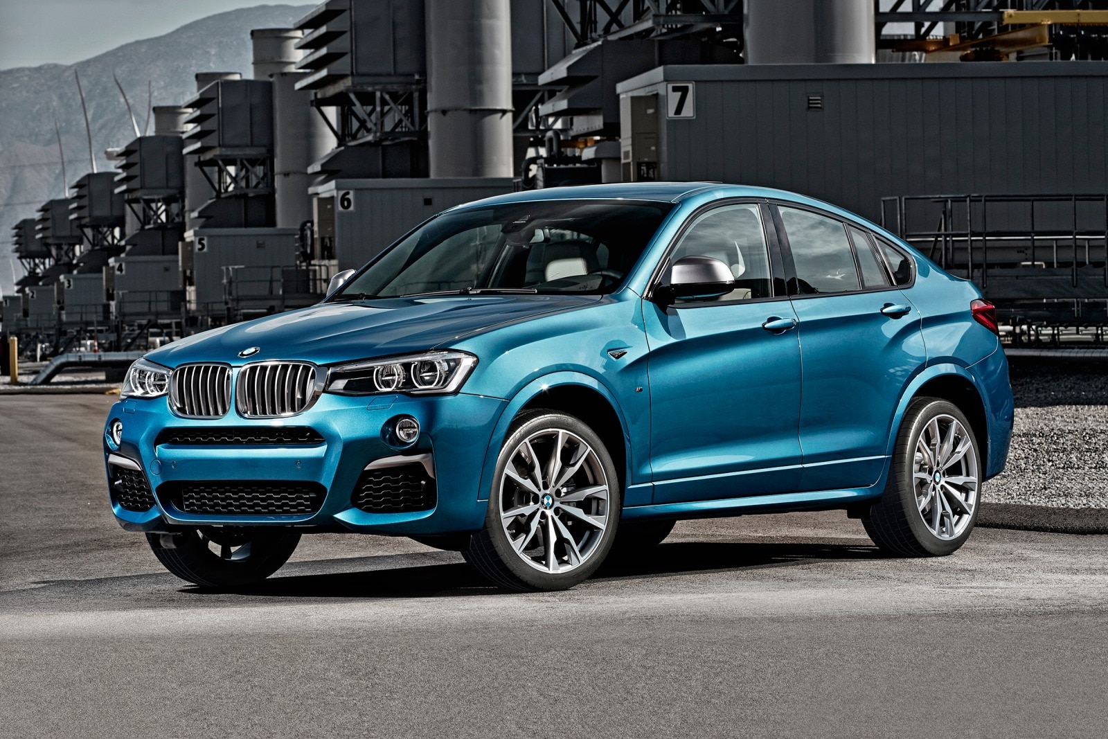 Used 2018 BMW X4 M40i Review | Edmunds