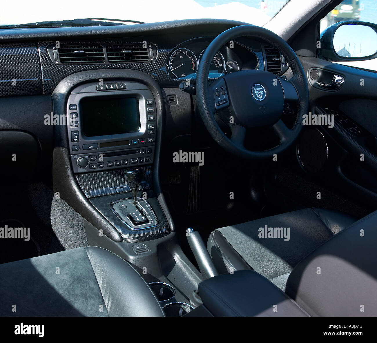 Jaguar x type interior hi-res stock photography and images - Alamy