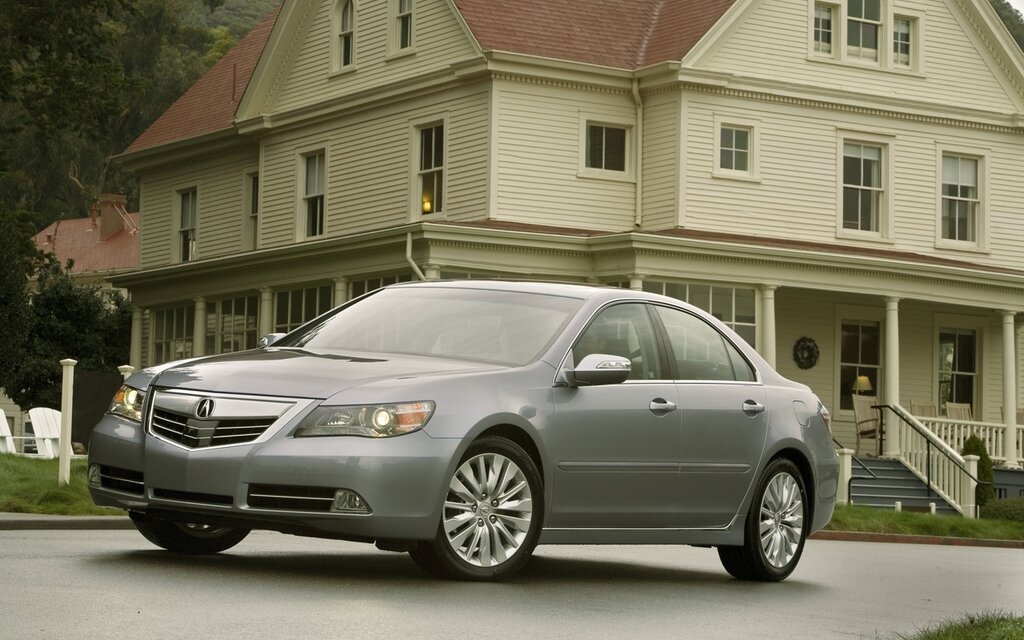2011 Acura RL: Evidence of an identity crisis - The Car Guide