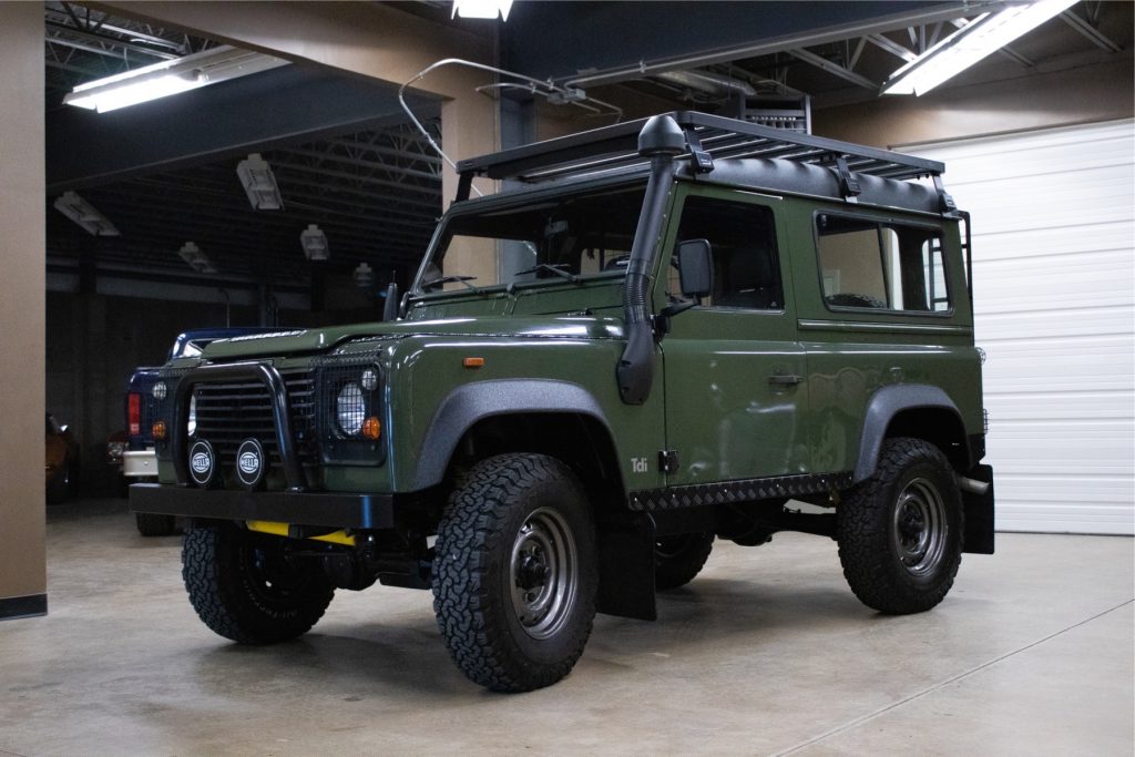 Projects | 1992 Land Rover Defender 90 | Defender Imports