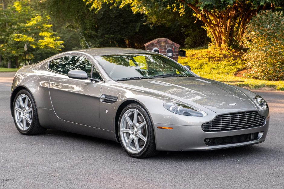 17k-Mile 2006 Aston Martin V8 Vantage 6-Speed for sale on BaT Auctions -  sold for $56,500 on September 24, 2021 (Lot #55,851) | Bring a Trailer