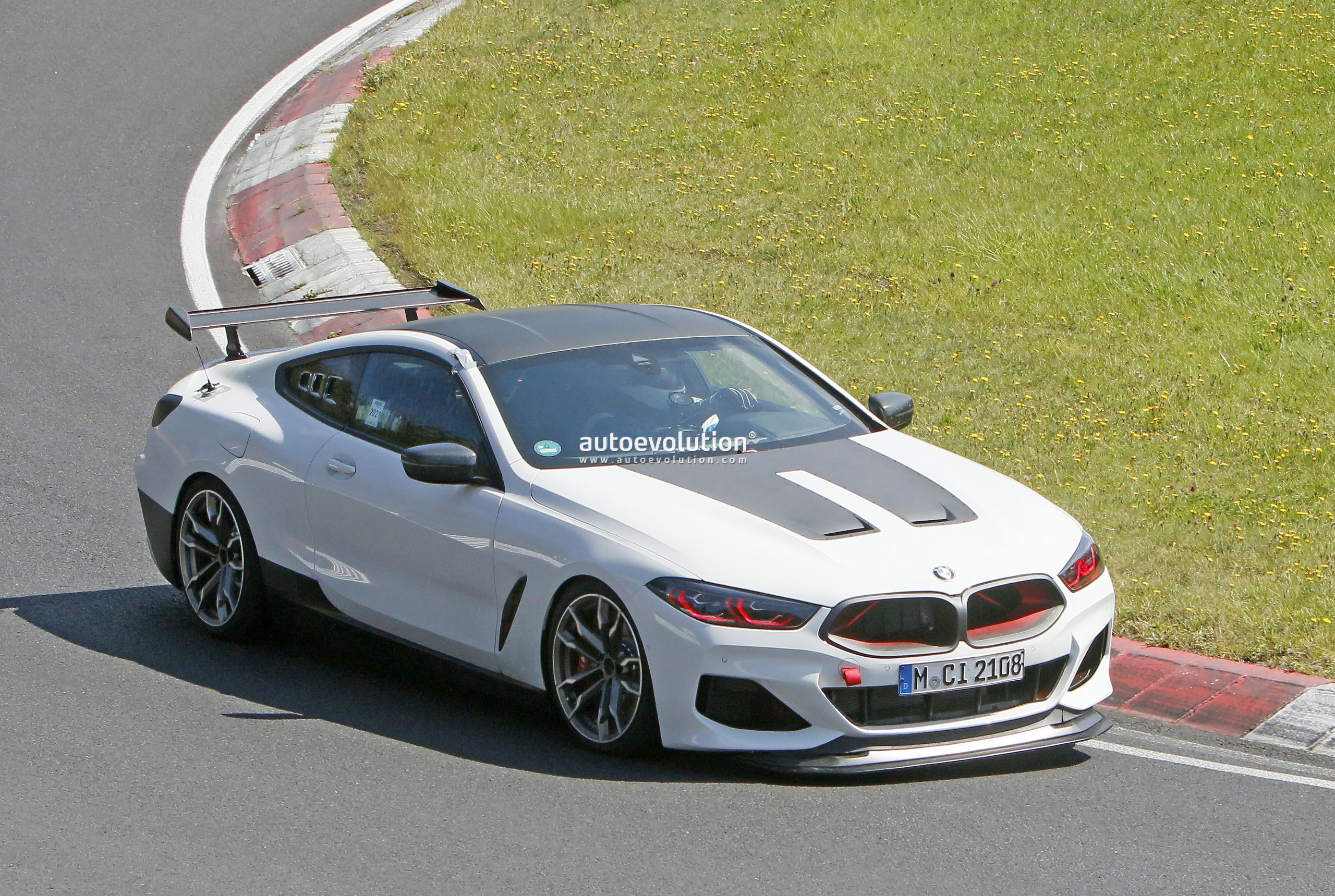 Alleged 2022 BMW M8 CSL Has Red Eyes and Nostrils, Looks Swab-Friendly -  autoevolution