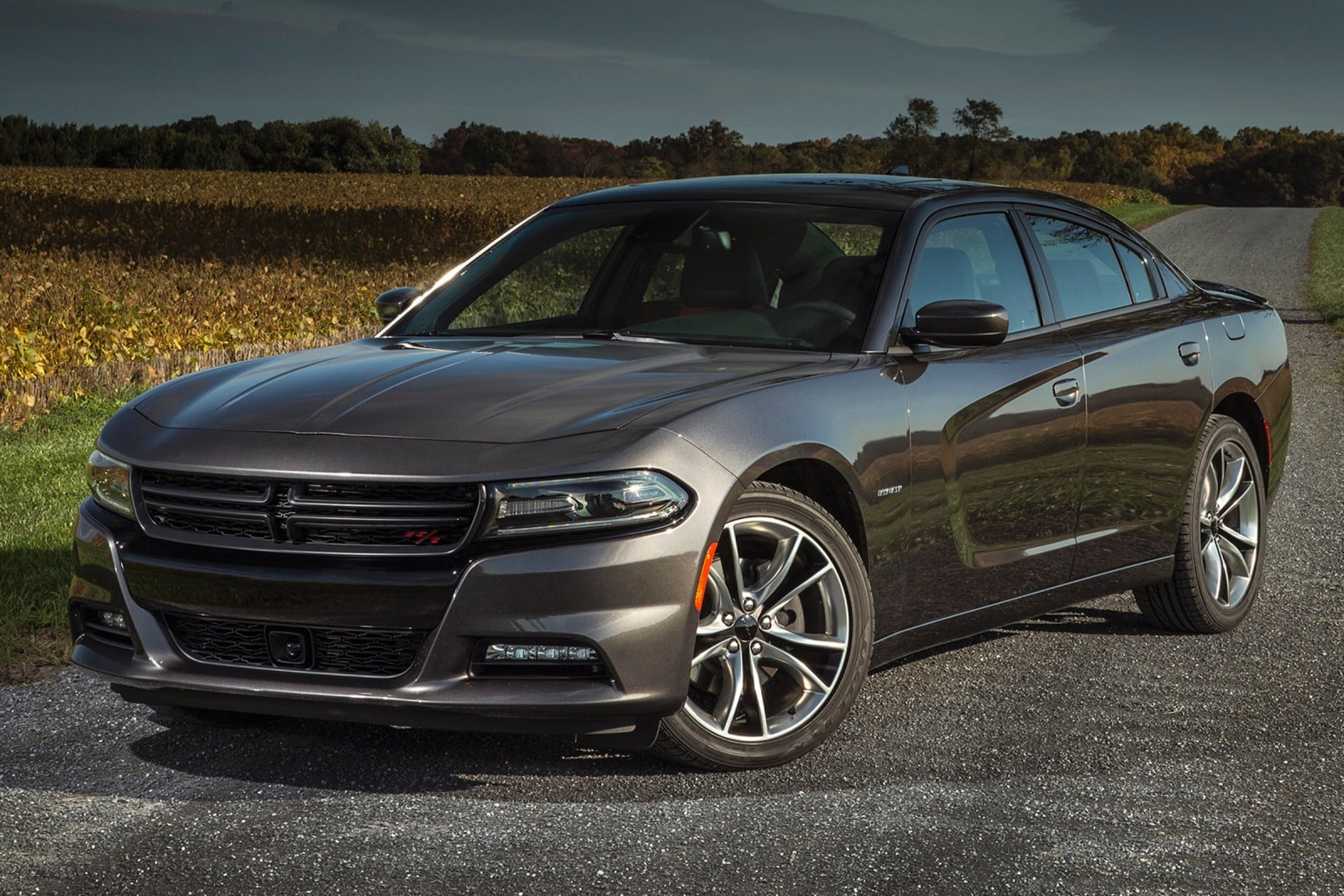 2016 Dodge Charger Review & Ratings | Edmunds