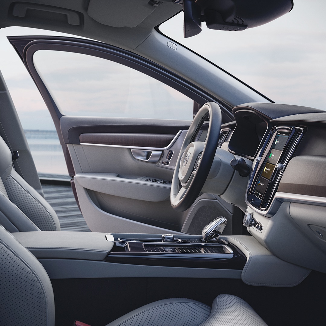 S90 Recharge Plug-in Hybrid - Interior Design | Volvo Car USA