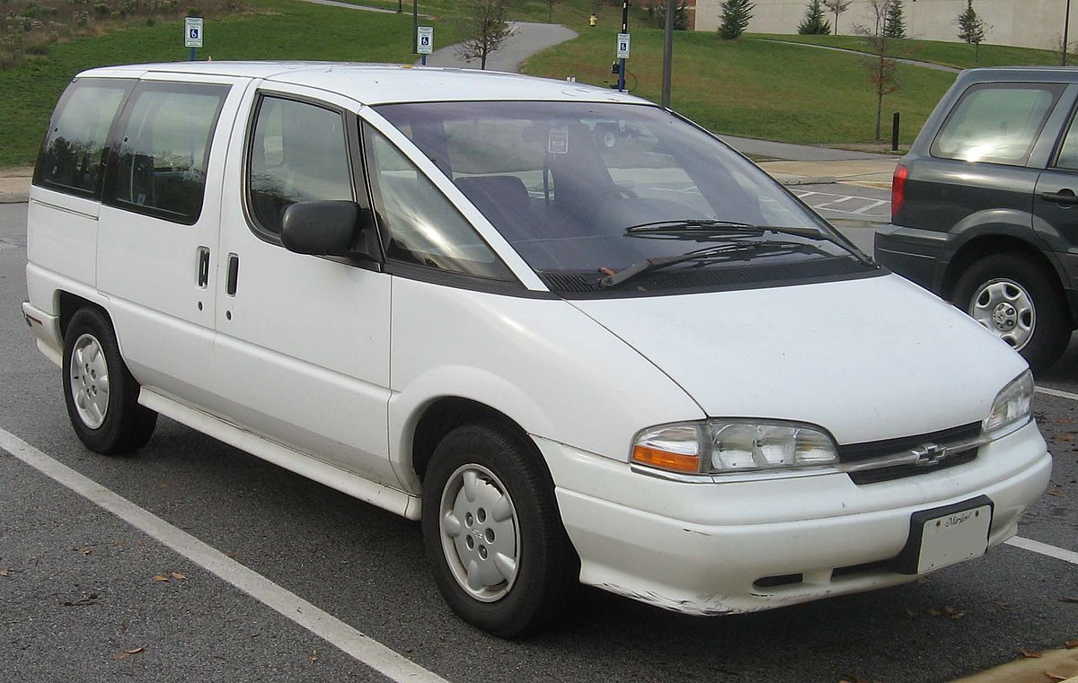 Chevrolet Lumina APV - Wikipedia