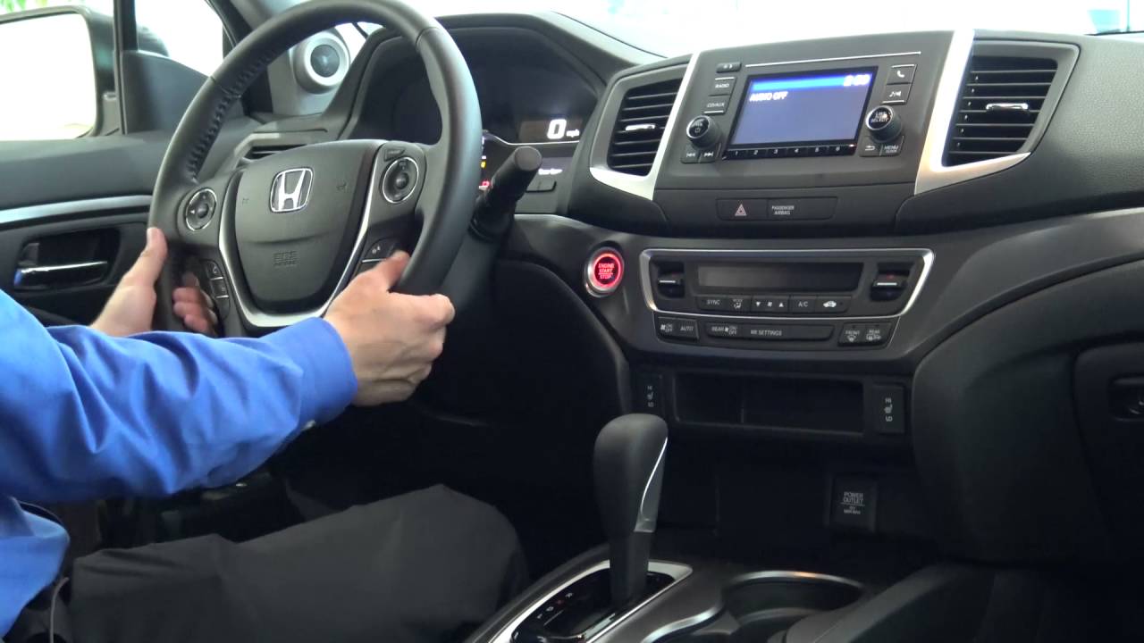 Inside tech features of the 2017 Honda Ridgeline RTL - YouTube