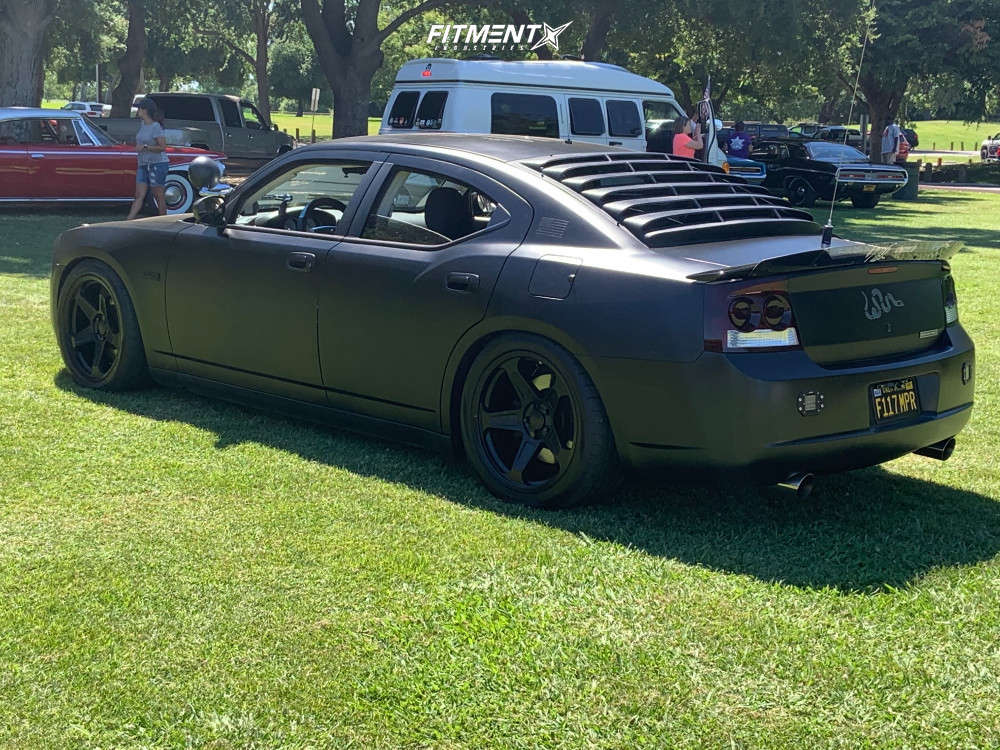 2009 Dodge Charger R/T with 20x9.5 Voxx Replicas Demon and Atturo 275x40 on  Coilovers | 729371 | Fitment Industries