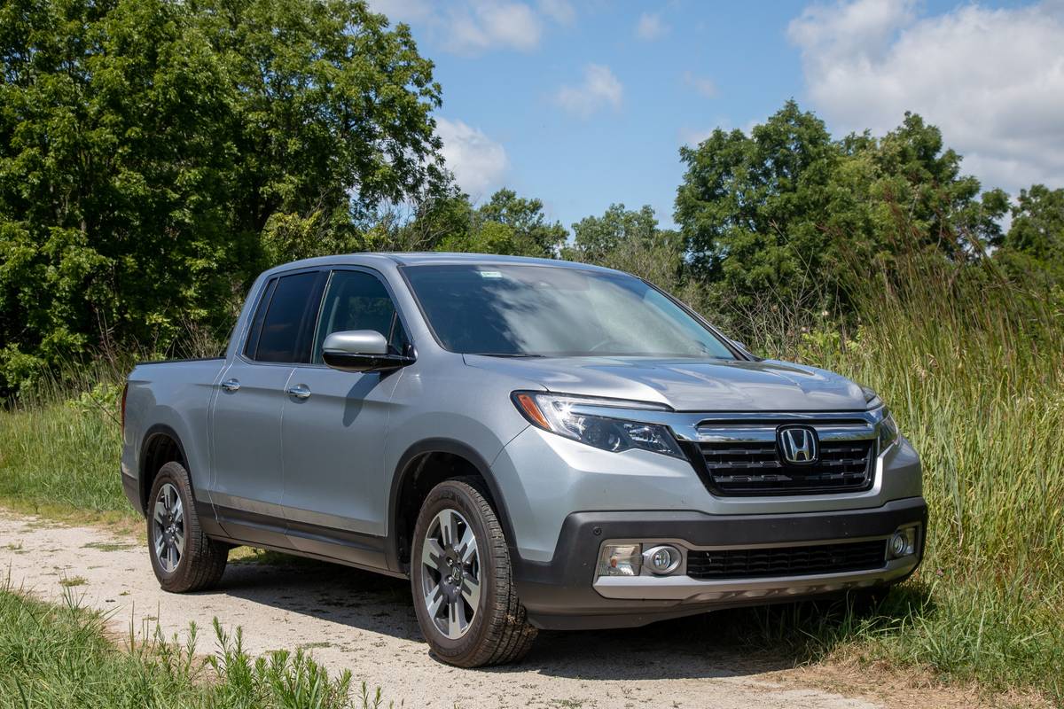 2019 Honda Ridgeline: 4 Things We Like and 2 That Give Us Pause | Cars.com
