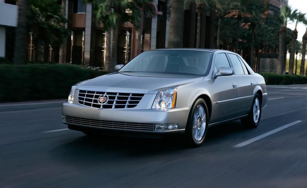 2011 Cadillac DTS Overview
