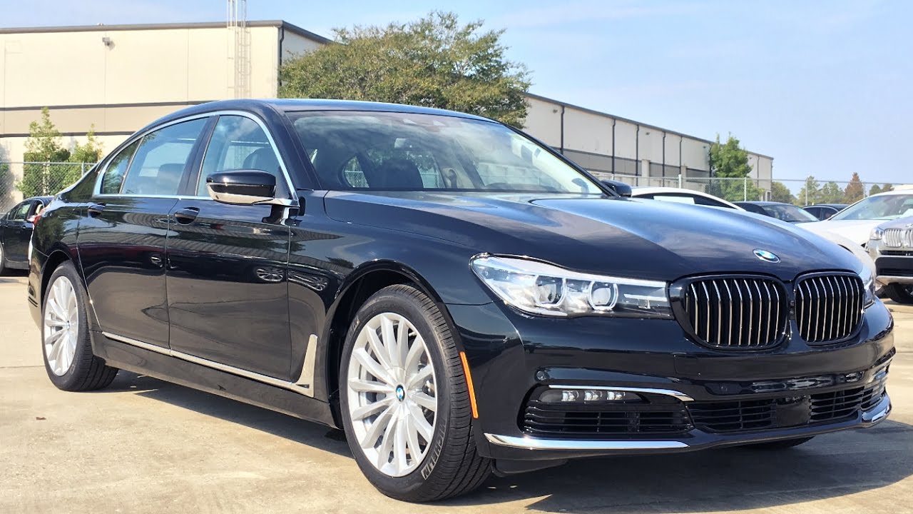 2017 BMW 7 Series 740i Full REVIEW, Start Up, Exhaust - YouTube