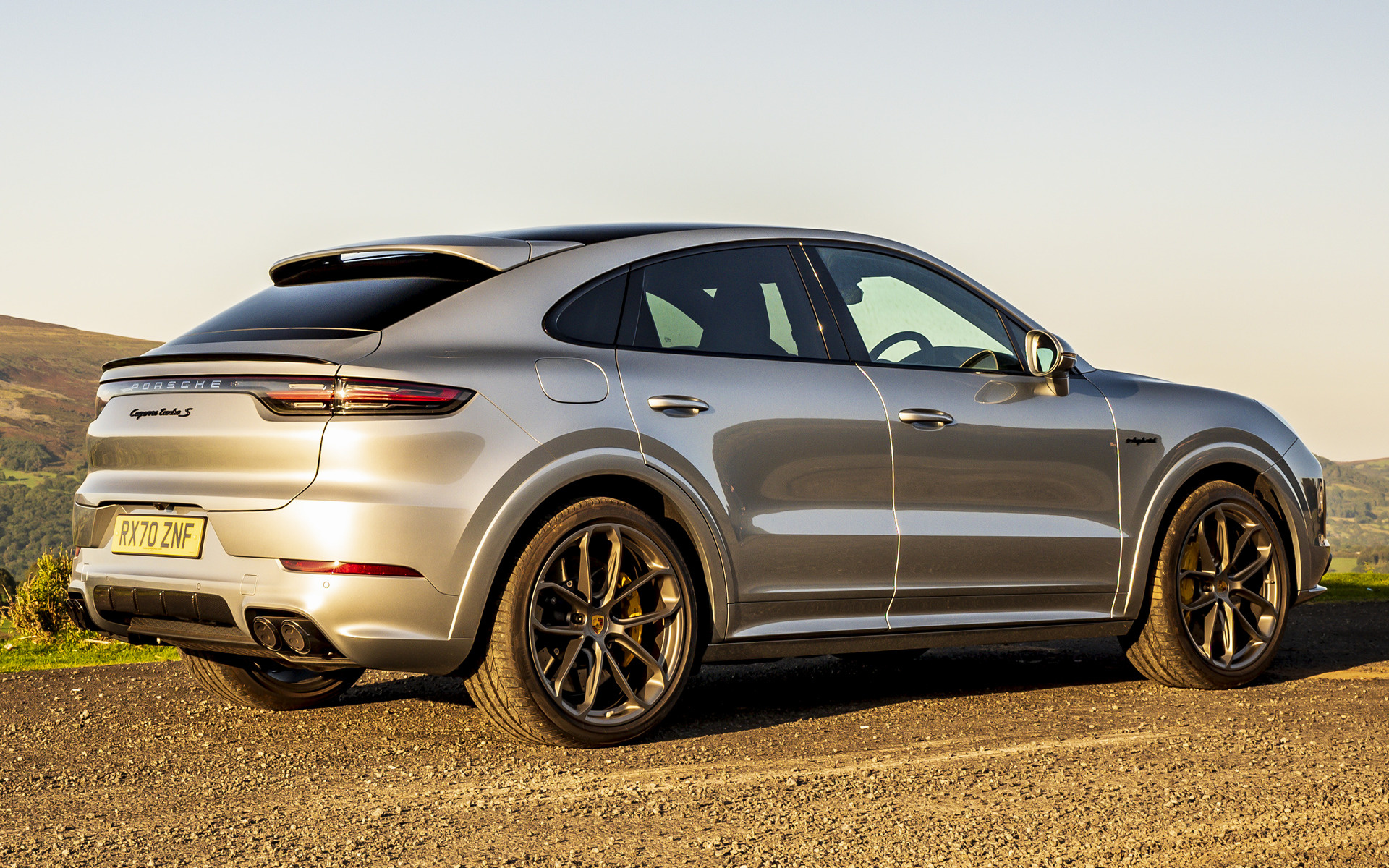 2020 Porsche Cayenne Turbo S E-Hybrid Coupe (UK) - Wallpapers and HD Images  | Car Pixel