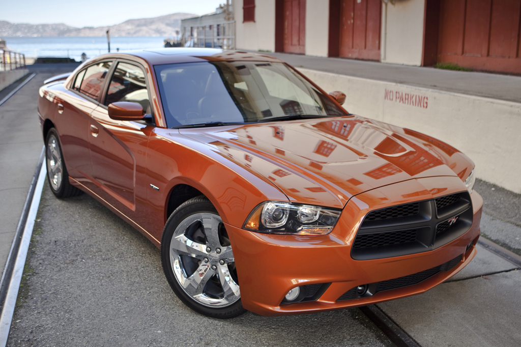 2011-14 Dodge Charger | Consumer Guide Auto